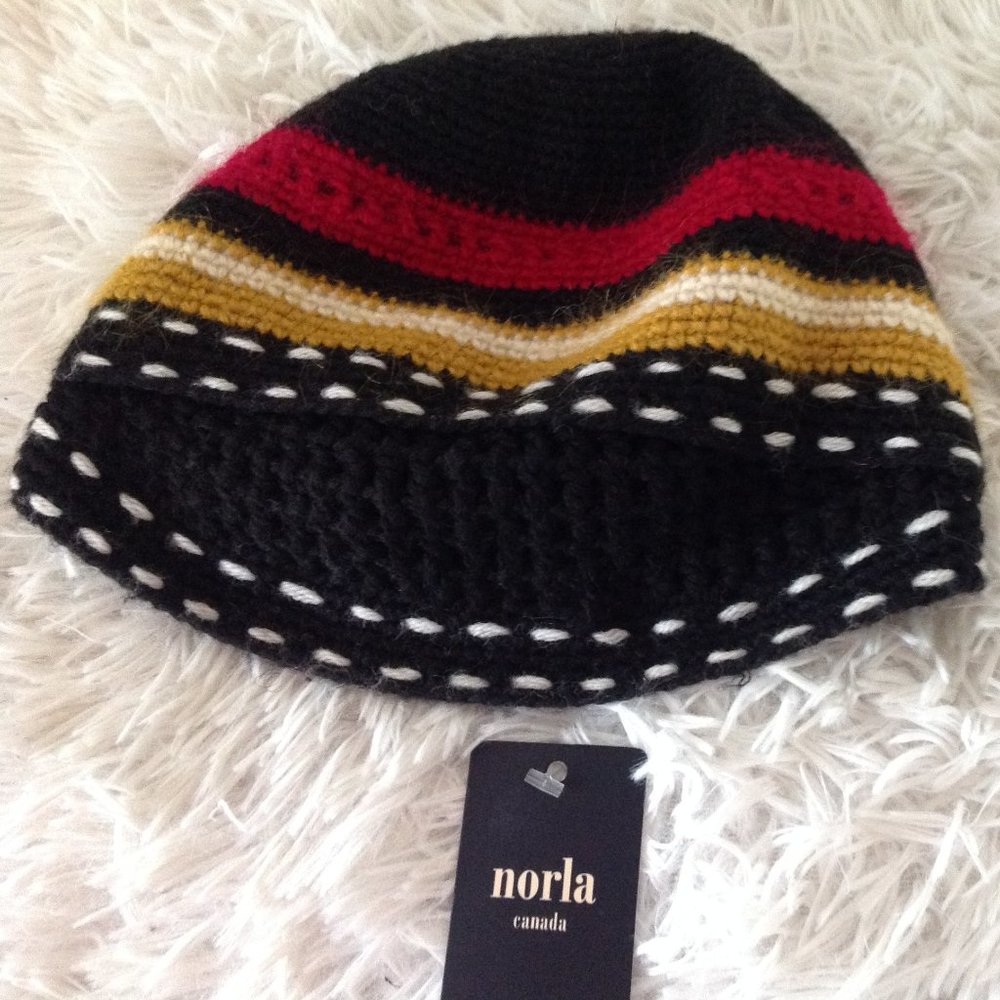 Norla Canada Crochet Beanie